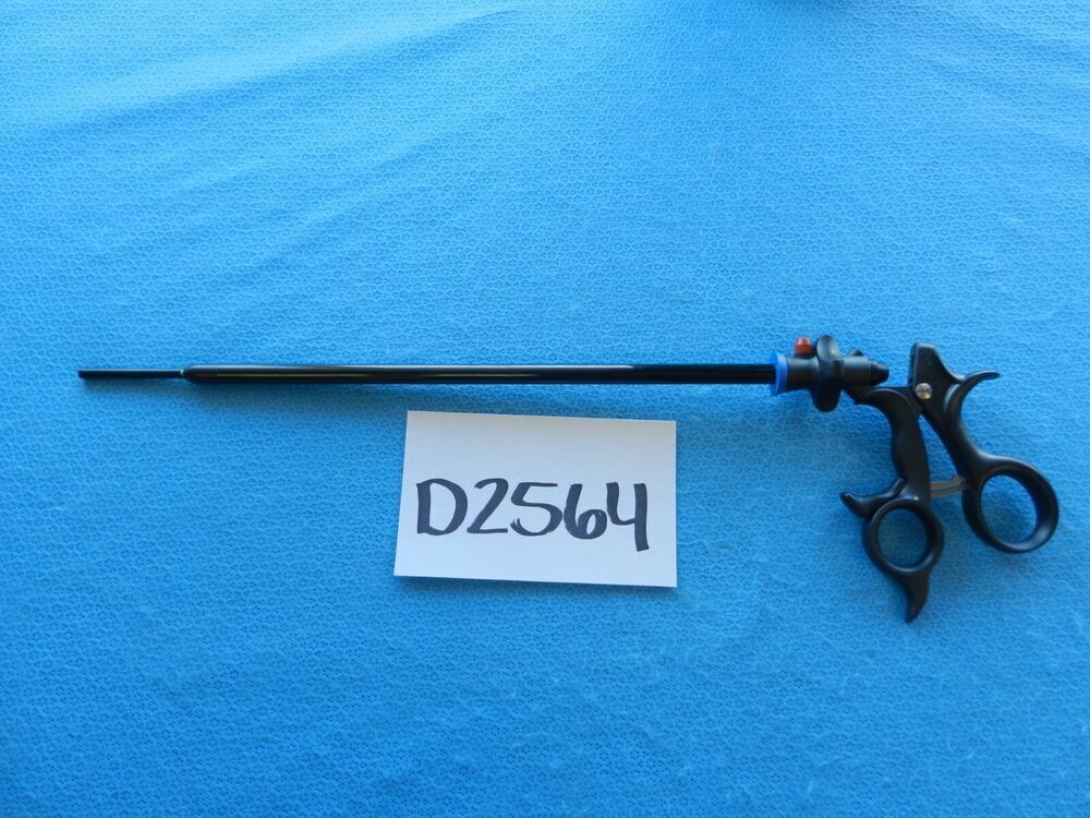D2564 Olympus Surgical 10mm 32cm Insulated Shaft W/ Ratcheting Handle A60901A