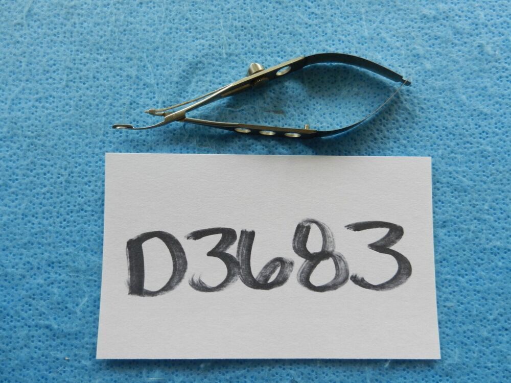D3683 AMO Surgical Ophthalmic Phaco Folder II 001-007