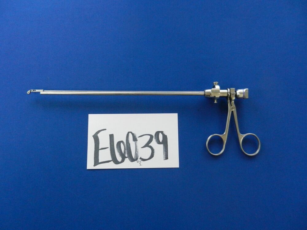 E6039 Circon ACMI E8213 Elite Rigid Optical Fenestrated Cup Forceps