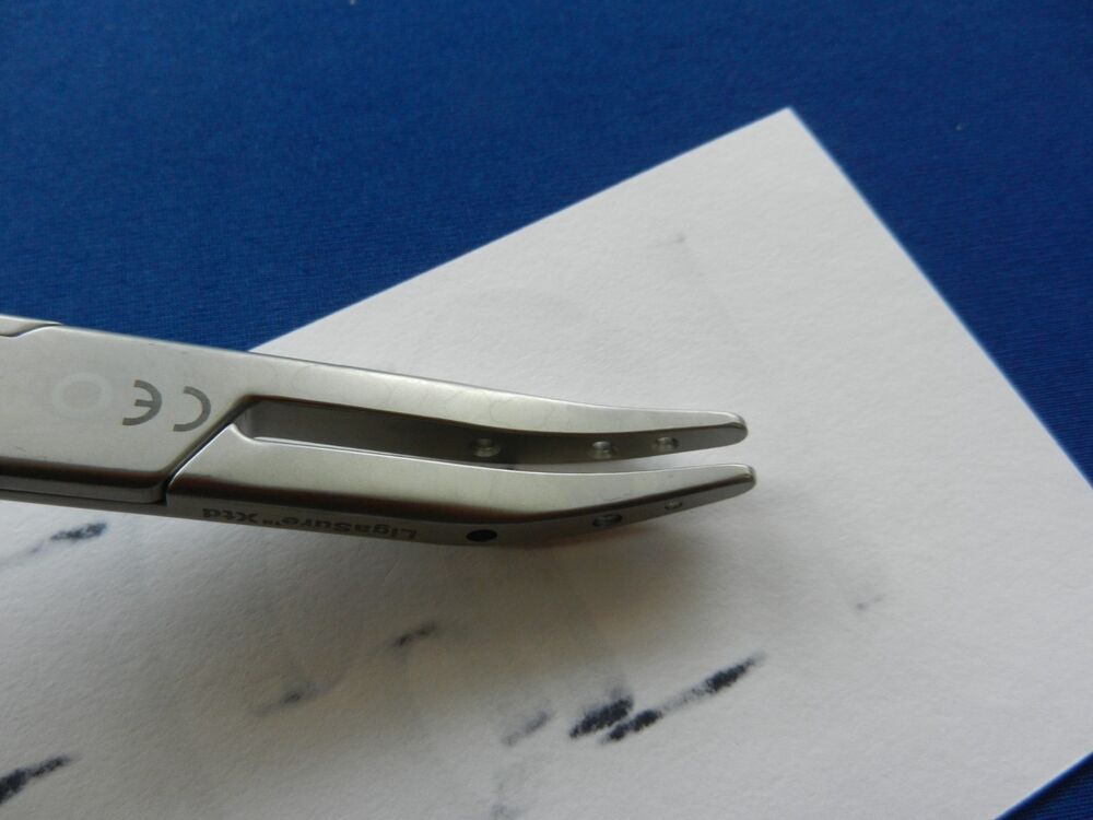 E6951 Valleylab LS3110 LigaSure XTD Hand Switching Instrument 11" Overall Length - Image 3
