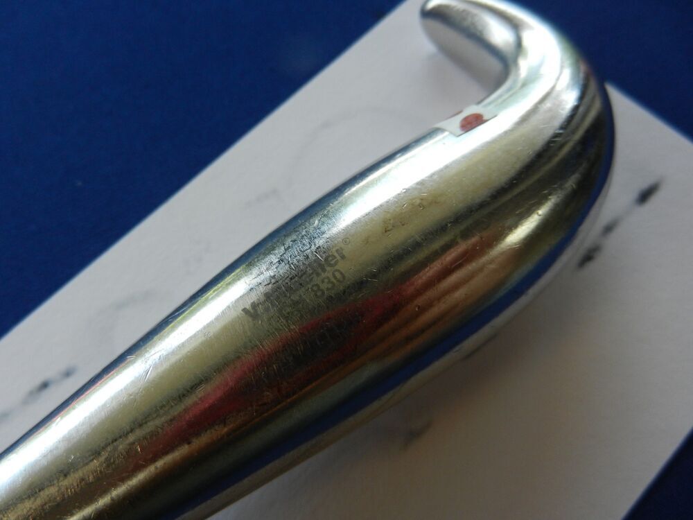E6957 V. Mueller CH830 Semb 2.8cm x 1.9cm Wide Retractor 24.8cm Overall Length - Image 4