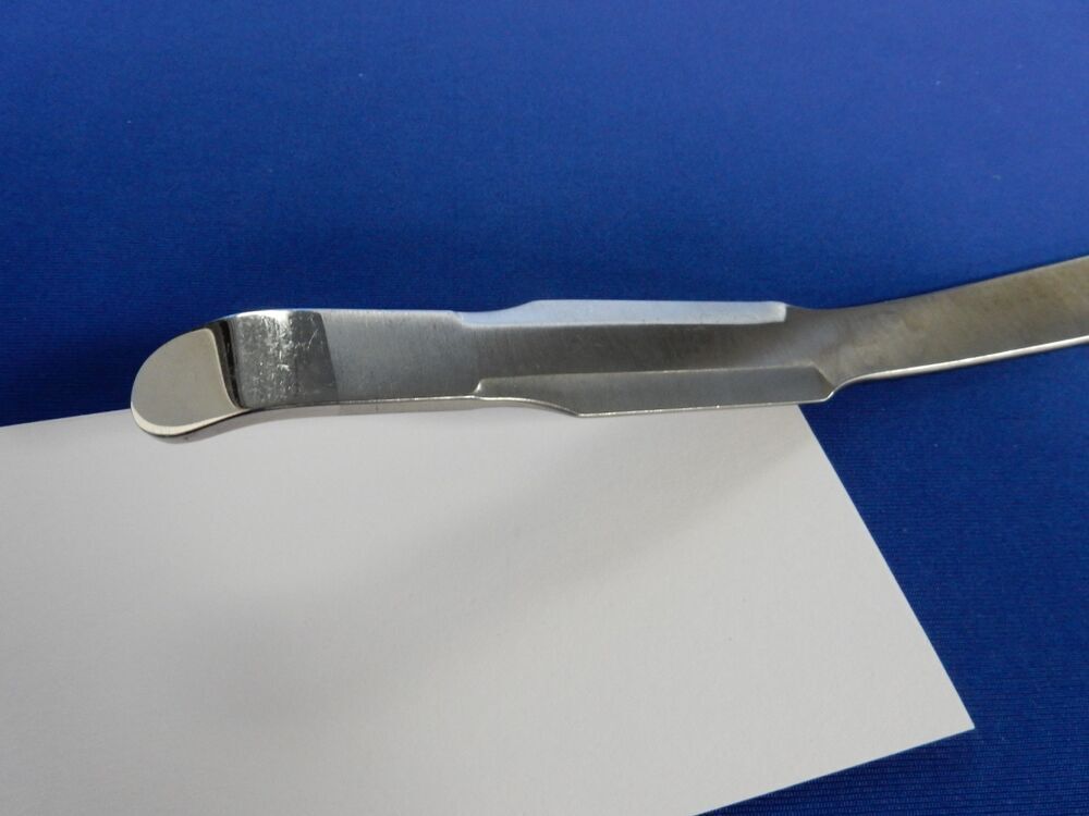 Innomed 4540 Long Narrow Hohmann Blunt Retractor - Image 5