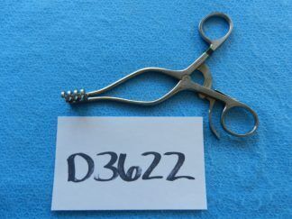 D3622 Diplomat Surgical 6-1/2in 3 X 4 Prong Retractor 802492