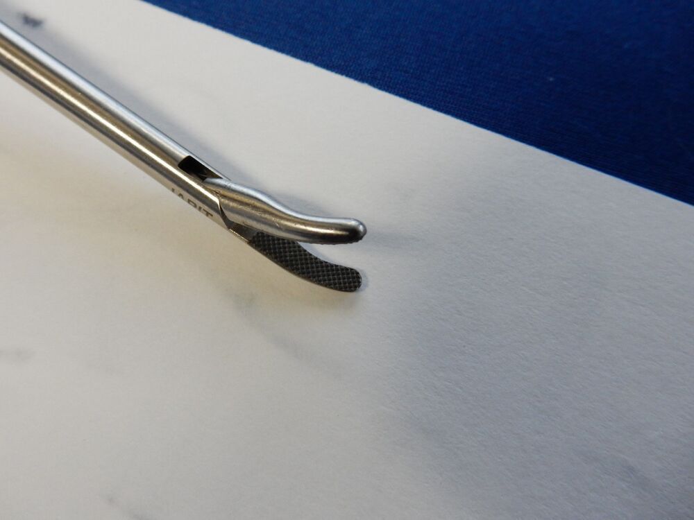 Jarit 600-250 Appel Left Curved Needle Holder 5mm x 13" - Image 3