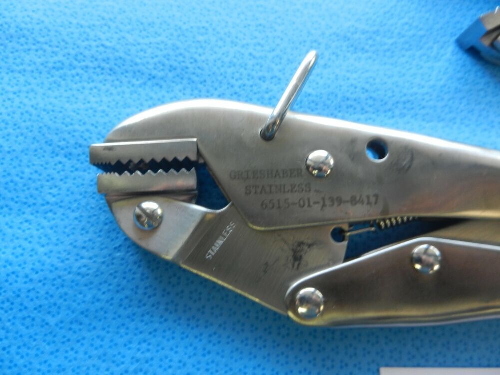 Grieshaber Surgical Orthopedic Locking Clamps 6515-01-139-8417 Lot Of 2 - Image 4