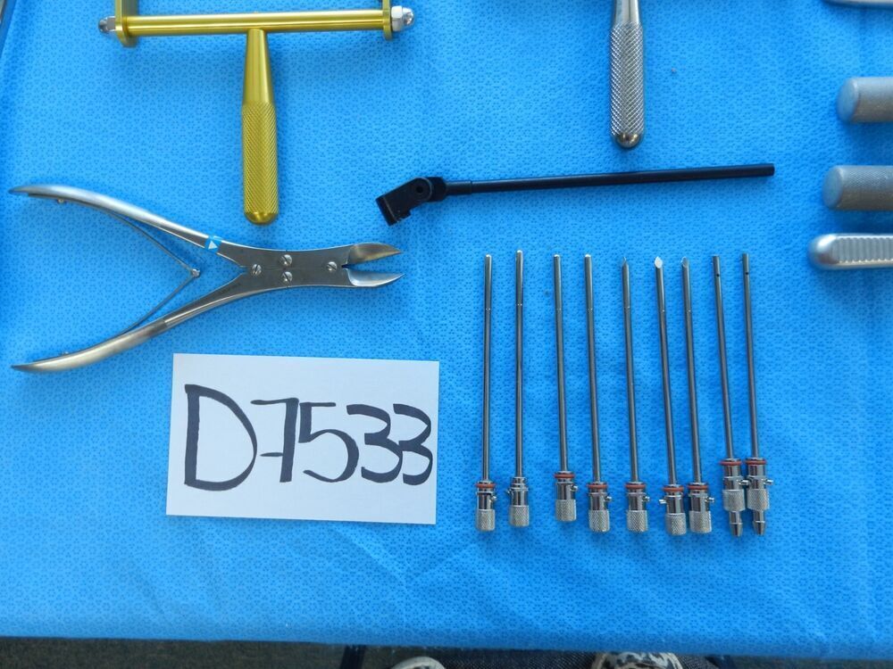 D7533 V. Mueller Codman Surgical Lot of Orthopedic Instruments - Image 4