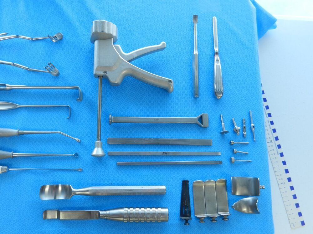 D7533 V. Mueller Codman Surgical Lot of Orthopedic Instruments - Image 7