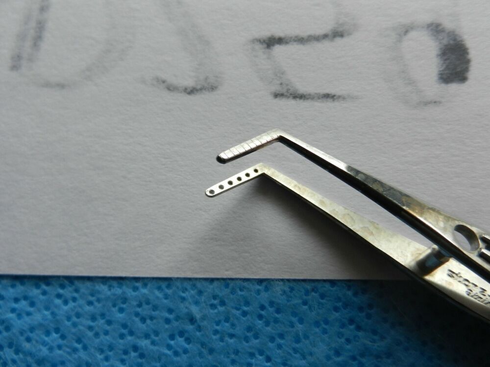 D2597 Storz Surgical Jameson Muscle Forceps E2330 - Image 3