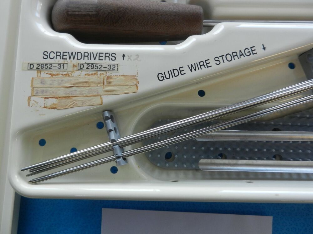 Zimmer Surgical Orthopedic Restore Guide System W/ Case - Image 5