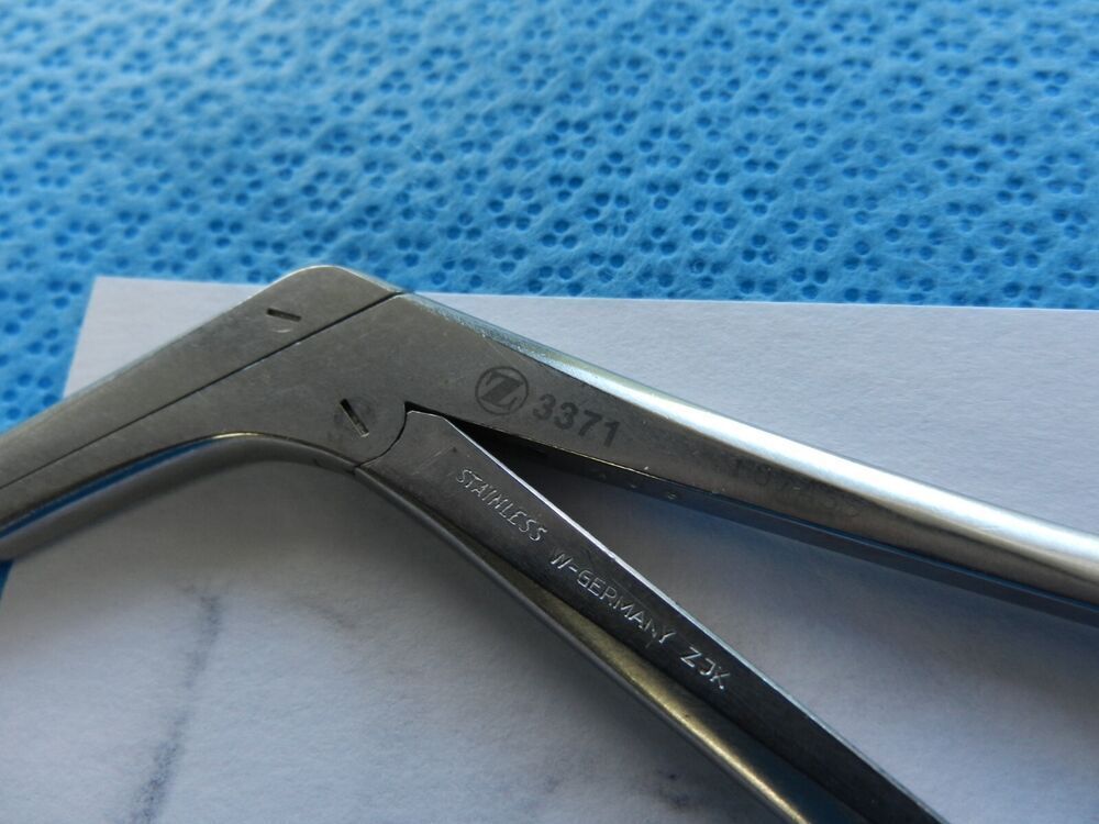 D4550 Zimmer Surgical Duckbill Rongeur 3371 - Image 4