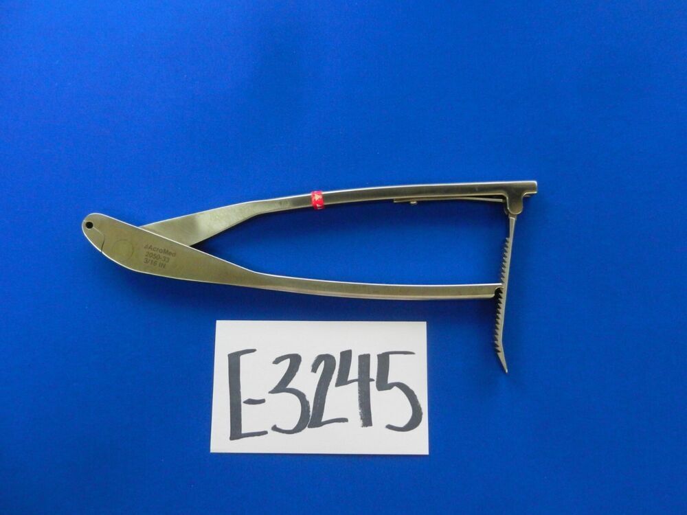 E3245 AcroMed 2050-33 Holding Forceps 3/16"