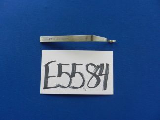 E5584 Zimmer 484-01 Hays 1.5" Blade Hand Retractor 13cm Overall Length