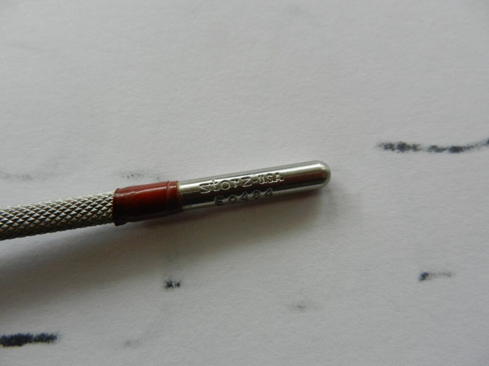 E5904 Storz E0484 Barraquer 0.5x15mm Angled Spatula - Image 5