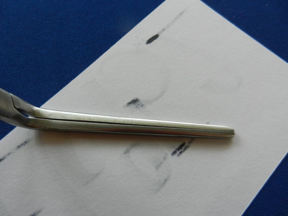 E6952 Codman 37-1172 DeBakey Clamp - Image 3