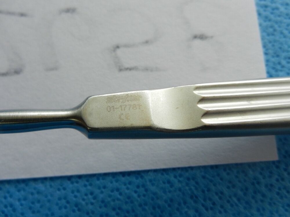 D2658 Stryker Surgical Obwegeser Periosteal Elevator 01-17781 - Image 4