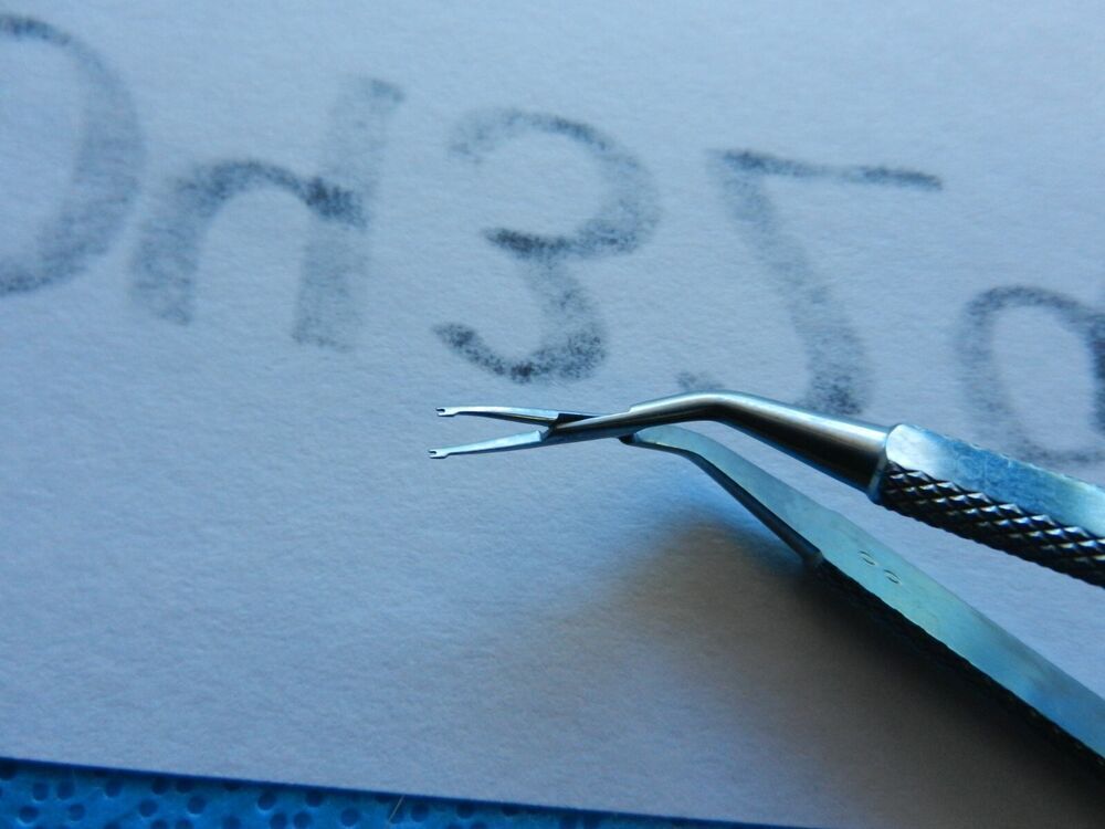 D4329 Storz Surgical Titanium Locking Forceps ET2992 - Image 3