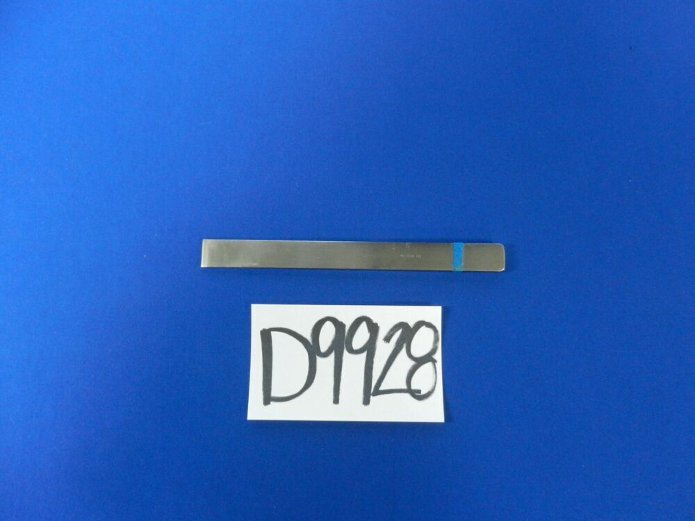 D9928 Zimmer Surgical Lambotte Type Straight 19mm Osteotome 298-03