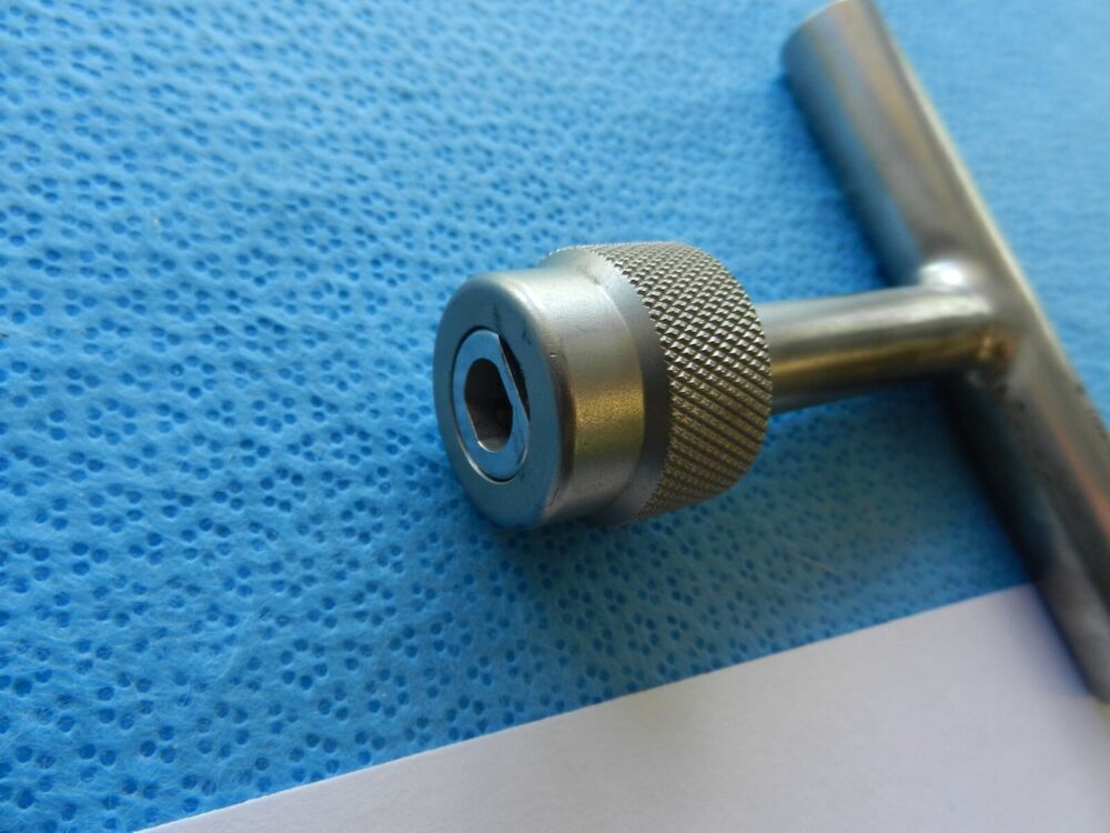 D3276 Zimmer Surgical QC Handle 1193-08 - Image 3