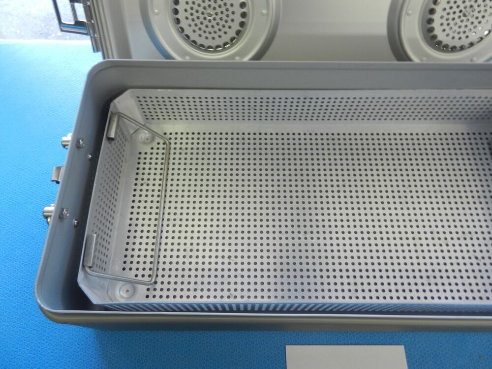 D4485 Surgical 22-1/2in L X 10-1/2in W X 6-1/2in H Instrument Case CASE ONLY! - Image 3
