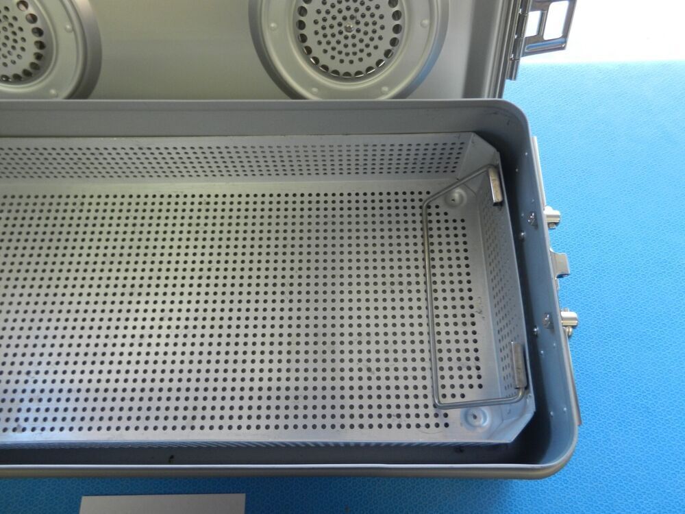 D4485 Surgical 22-1/2in L X 10-1/2in W X 6-1/2in H Instrument Case CASE ONLY! - Image 4