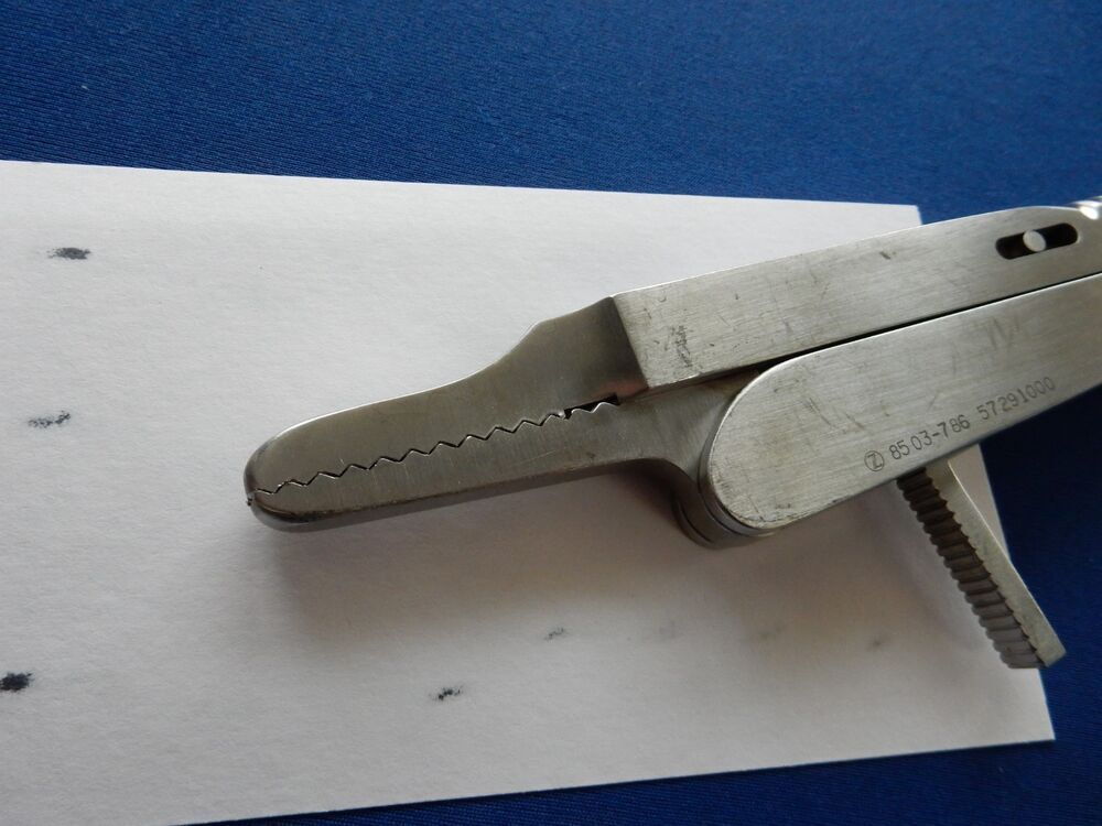 Zimmer 8503-786 Broad Nose Schlein Clamp - Image 4