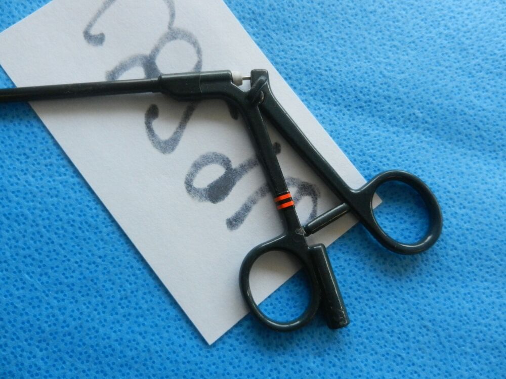 Jarit Surgical Laparoscopic 5mm 33cm Insulated Grasping Forceps - Image 4