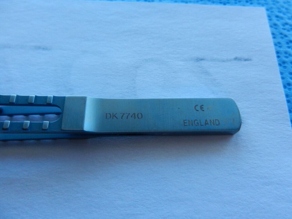 D2002 Duckworth & Kent Surgical IOL Forceps DK7740 - Image 4