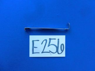 E256 Aesculap Baby Senn Double Ended 3 Prong x Blade Blunt Retractor BT007R