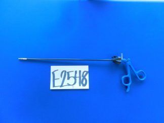 E2548 Snowden Pencer 90-4010 5.0mm x 31cm Flat Laparoscopic Forceps