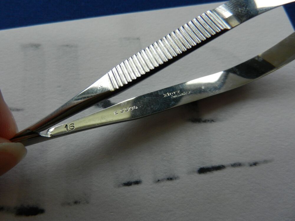 E7145 Storz E3304 Castroviejo Right Curved 14mm Section Scissors 10.6mm Length - Image 5