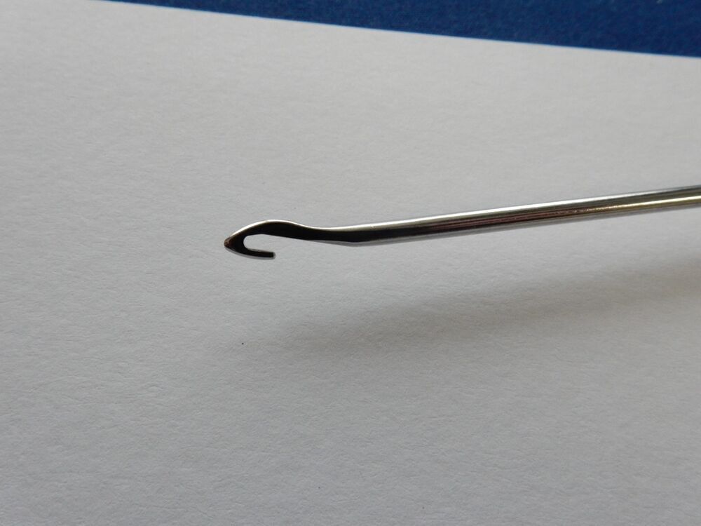 Arthrex AR-5008H Arthroscopic Crochet Hook - Image 4