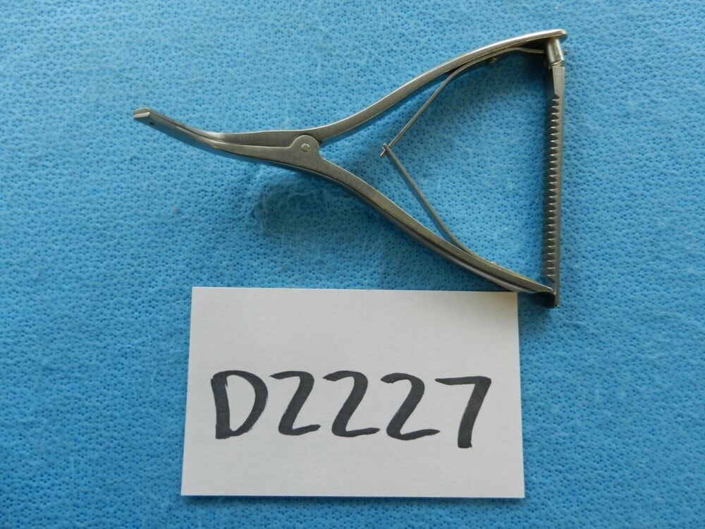 D2227 Innomed Surgical Femoral Tibial Spreader 1850