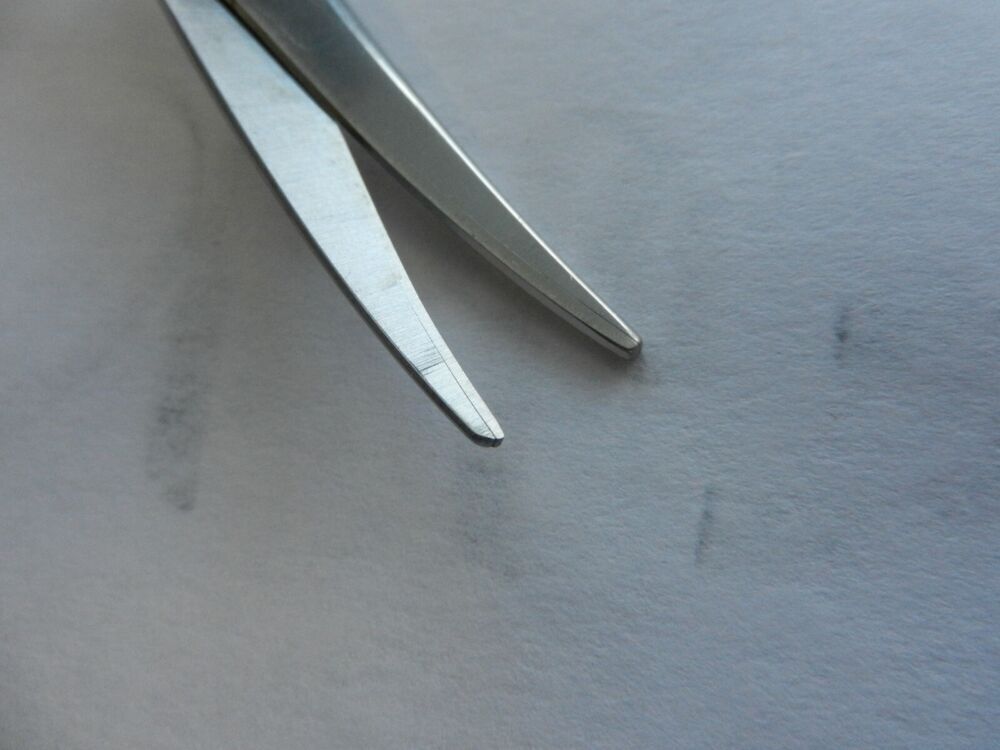 D6631 Aesculap Mayo Curved Durotip Surgical Scissors 17cm BC253R - Image 4