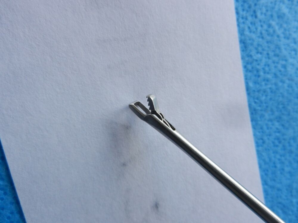 Stryker Surgical Orthopedic Arthroscopic Punch Forceps 242-30-600 - Image 4