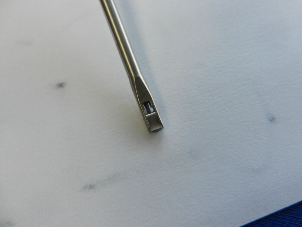 E59 Arthrex Surgical 3.4mm Straight Mini Cutter AR-13255W - Image 4