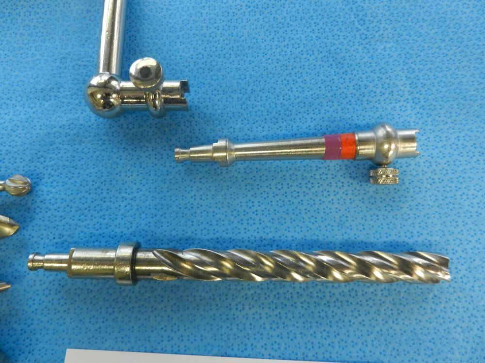 Zimmer Surgical Orthopedic Handpiece W/ Attachments - Image 3