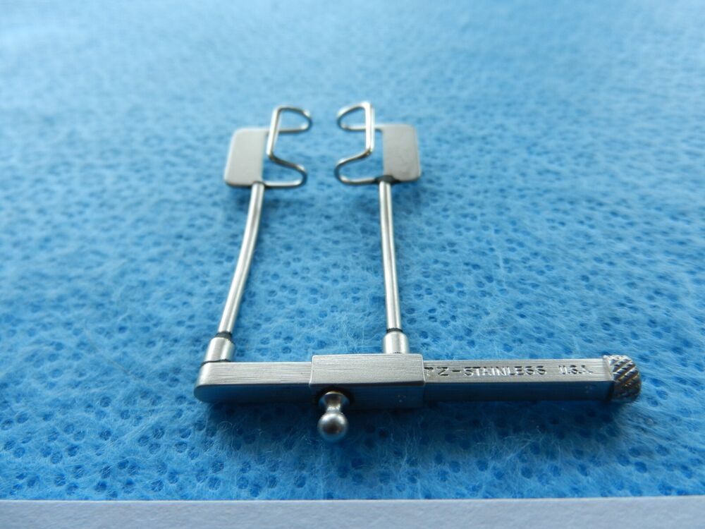 D3701 Storz Surgical Ophthalmic Retractor - Image 3