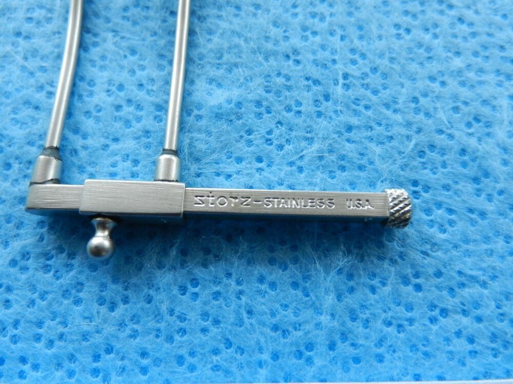 D3701 Storz Surgical Ophthalmic Retractor - Image 4