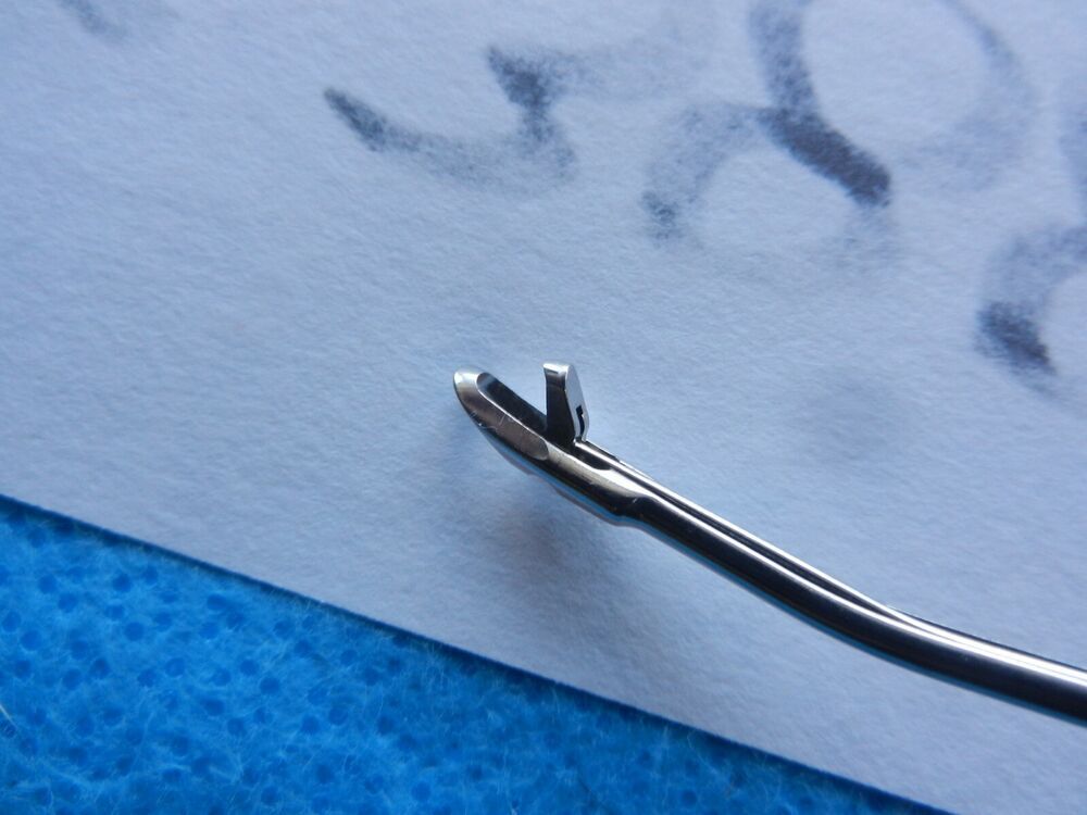 Acufex Surgical Orthopedic Posterior Punch 012206 - Image 4