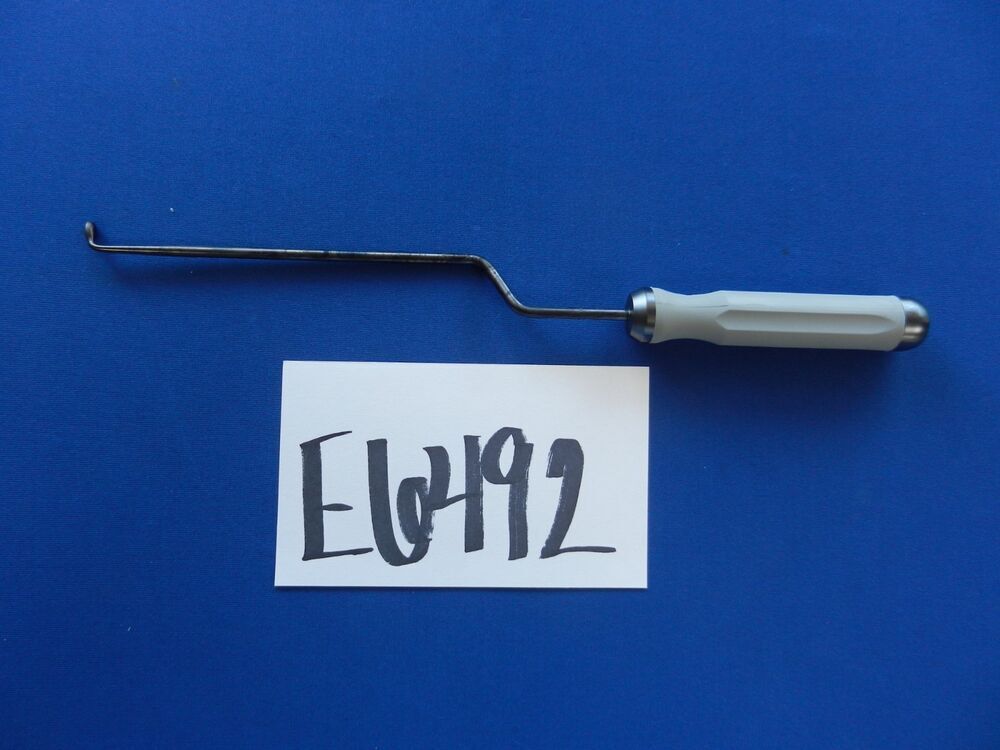 E6492 Medtronic 9569628 Reverse 5.2mm Bayonet Curette