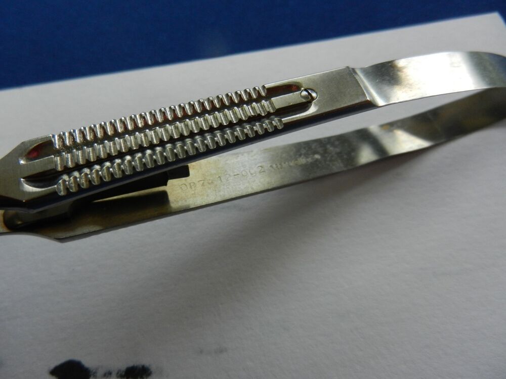 E7413 V. Mueller OP7412-002 Castroviejo Straight Smooth Jaw Needle Holder 5.5" - Image 5