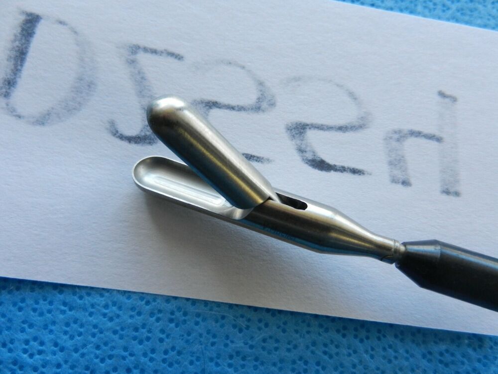D2554 V. Mueller Surgical 10mm 36cm Spoon Forceps - Image 3