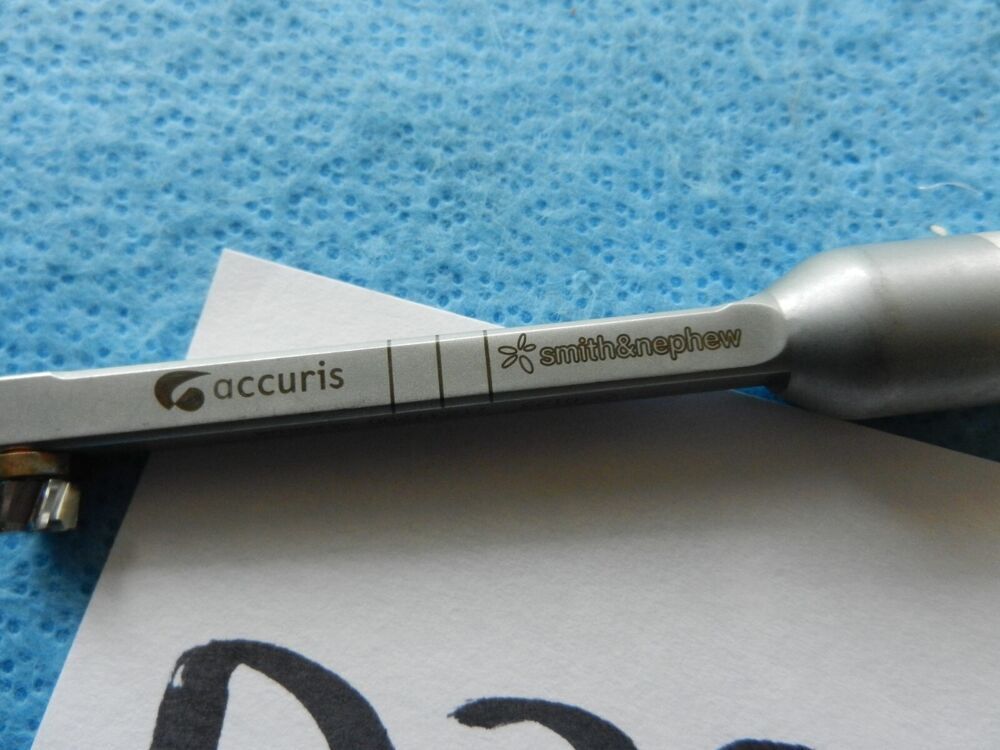 D3940 Smith & Nephew Surgical Orthopedic Accuris Instrument 71237200 - Image 4