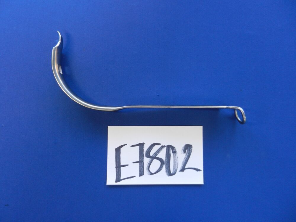 Innomed 6570 Single Prong Standard Orthopedic Retractor 22.3mm Blade x 30.8cm