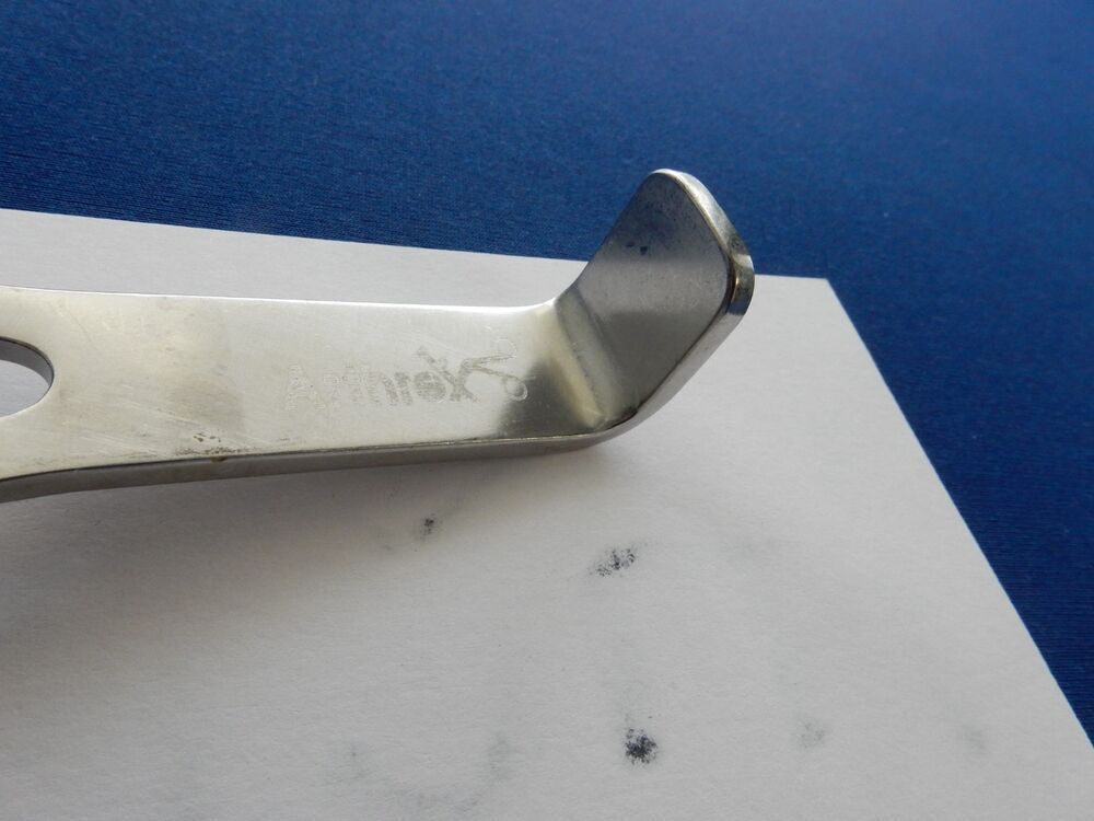 Arthrex AR-1420 Graft Harvesting Retractor 7" - Image 5