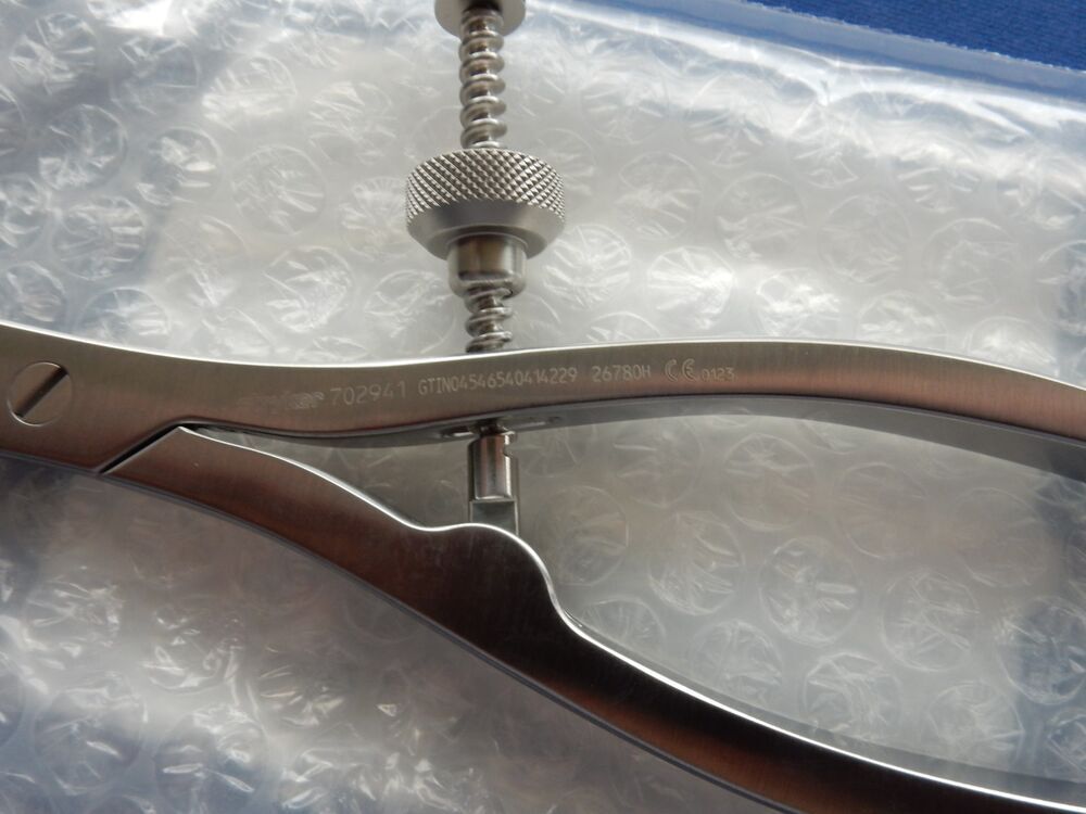 Stryker 702941 Speed Lock Reduction Forceps w/ Serrated Jaws - Image 4