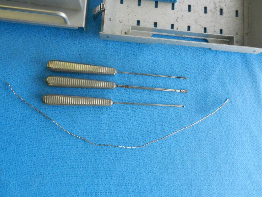 Acufex Surgical Orthopedic Rear Entry ACL Guide Set W/ Case - Image 3