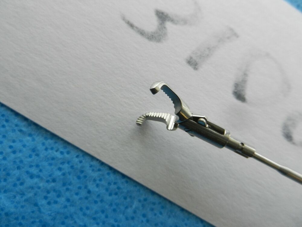 Snowden Pencer Surgical Laparoscopic 5mm Right Angle Grasper Insert SP8331 - Image 4