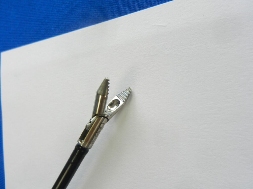 E1839 V. Mueller LA8205 Bullet Nose Laparoscopic Instrument - Image 4